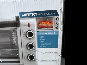 Secondary image for the Black and Decker Toaster Oven with Air Fry Technology Auction Item