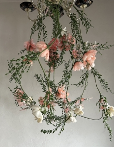 Secondary image for the Spring Flower Garland Pink Auction Item