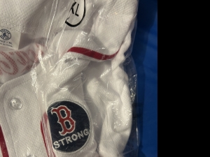 Primary image for the Boston Strong Boston Red Sox Shirt Auction Item