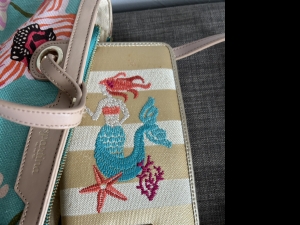 Primary image for the Spartina Wallet Auction Item