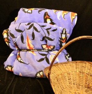 Primary image for the Cozy Comfort by Vera Bradley Auction Item
