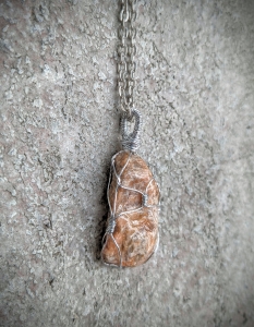 Primary image for the Wire-Wrapped Stone Pendant Auction Item