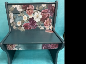 Primary image for the Blue Floral Bench Auction Item