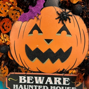 Secondary image for the Beware Spooky Wreath Auction Item