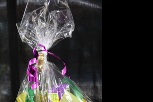 Secondary image for the Italian Date-Night-At-Home gift basket! Auction Item