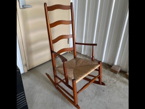 Primary image for the Vintage Antique Rush Seat Handmade Rocker Auction Item
