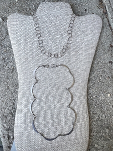 Primary image for the Silver Costume jewelry 2 necklaces Auction Item