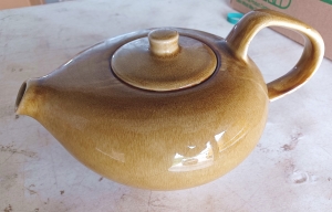 Primary image for the Oneida Russel Wright Iroquois teapot 1950's Auction Item