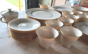 Secondary image for the  Lenox China 8 pc. Dinner set, Hayworth Pattern Auction Item