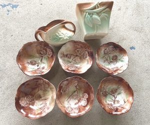Primary image for the Vintage Pine Cone dessert dishes, ceramic x set of 6, and McCoy and Roseville Pottery Pine vases Auction Item