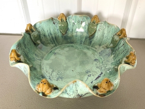 Secondary image for the Large Blue/Green glazed pottery bowl with frogs and leaves  Auction Item