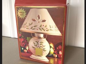 Secondary image for the Lenox China Holiday Candle Lamp, with holly motif, NEW in box Auction Item