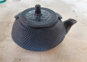 Primary image for the Nanbu Tetsubin Japanese iron teapot with filter  Auction Item