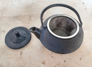 Secondary image for the Nanbu Tetsubin Japanese iron teapot with filter  Auction Item
