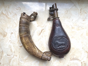 Primary image for the SET Antique black powder flask AND powder horn Civil War Auction Item