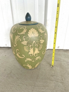 Secondary image for the Ginger Jar with lid, sage green Auction Item