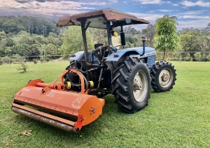 Secondary image for the TRACTOR - Leyland 462 - 62HP - 4WD - 10 speed. Auction Item