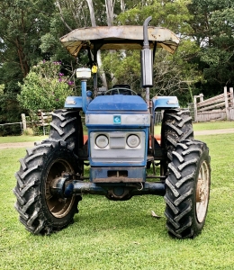 Secondary image for the TRACTOR - Leyland 462 - 62HP - 4WD - 10 speed. Auction Item
