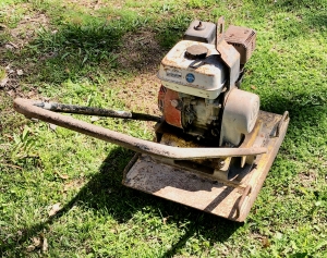 Secondary image for the Wacker Plate Compactor Auction Item