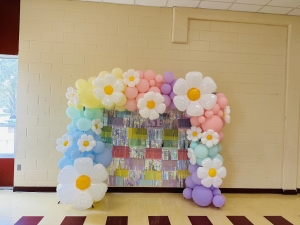 Secondary image for the Balloon Display/Backdrop Auction Item