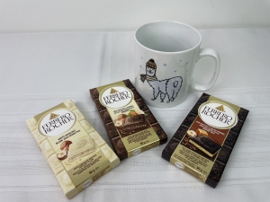 Primary image for the Llama mug + Ferrerro Rocher bars Auction Item