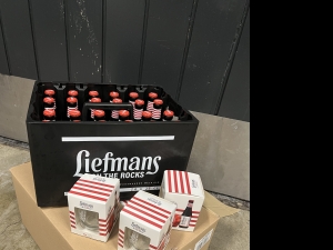 Primary image for the Kratje Liefmans met doos Liefmans glazen Auction Item