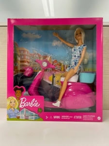 Primary image for the 53 - Barbie on the Go  Auction Item