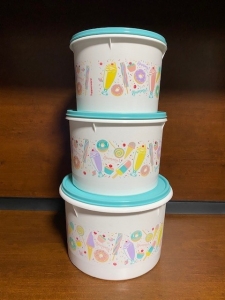 Primary image for the 94 - Tupperware Containers  Auction Item