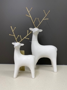 Primary image for the 109 - Decorative Deer Set Auction Item