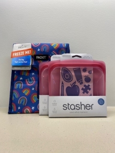 Primary image for the 120 - Freeze-able Lunch Kit and 2 Silicone Sandwich Bags Auction Item