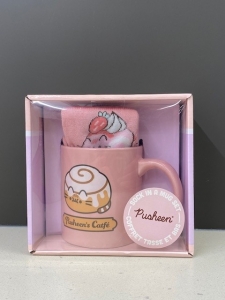 Primary image for the 153 - Pusheen Socks  in a Mug Set Auction Item