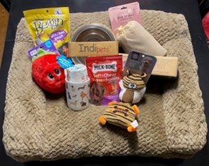 Primary image for the 204 - Dog Bed and Accessories  Auction Item