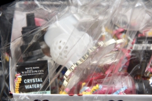 Secondary image for the Bath & Body Works Wallflower Plugin with Refills Auction Item