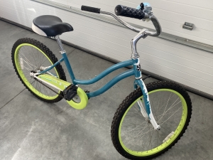 Secondary image for the CUTE GIRLS BIKE Auction Item