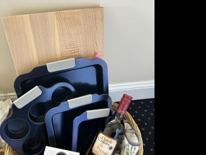 Primary image for the KITCHEN BASKET Auction Item