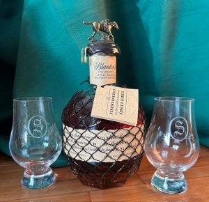 Primary image for the BUFFALO TRACE BOURBAN BASKET Auction Item