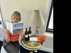 Primary image for the VINTAGE BASKET Auction Item