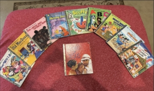 Primary image for the 10 Little Golden Books Auction Item