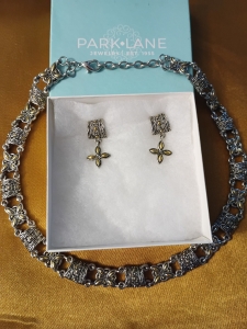 Primary image for the Parklane necklace and earrings Auction Item