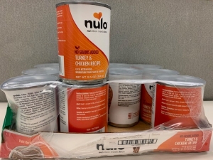 Primary image for the Nulo (CAT) Turkey & Chicken recipe, 12 x 12.5 oz - damaged pkg/cans Auction Item