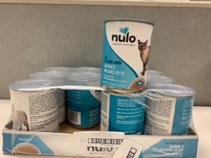 Primary image for the Nulo (CAT) Salmon & Mackerel recipe, 12 x 12.5oz cans - damaged pkg/dented cans Auction Item