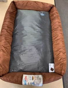 Primary image for the Thermoswitch  Corfu pet bed, 120cm x 75m x 15cm brown, damage: knife cut on one side  Auction Item