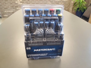 Primary image for the Mastercraft Screwdriver and Bit Set Auction Item
