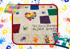 Primary image for the 1st Grade Handprint Quilt Auction Item
