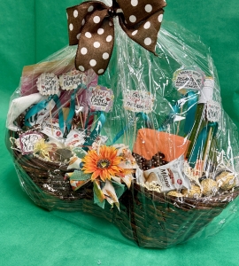 Primary image for the Wine Basket-Large Auction Item