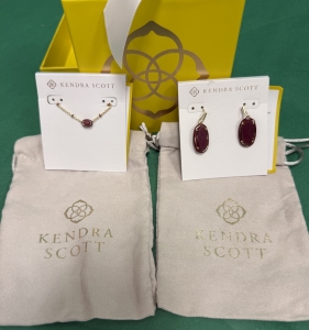 Secondary image for the Kendra Scott-City Chix Auction Item