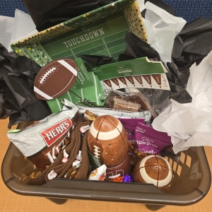 Secondary image for the Football Lovers Gift Set Auction Item