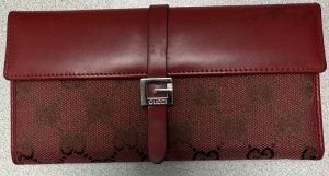 Primary image for the Gucci Wallet Auction Item