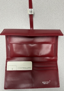 Secondary image for the Gucci Wallet Auction Item