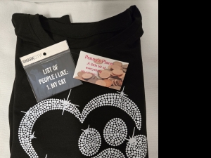 Primary image for the Pawprint & Heart T-shirt and Fridge Magnet Auction Item